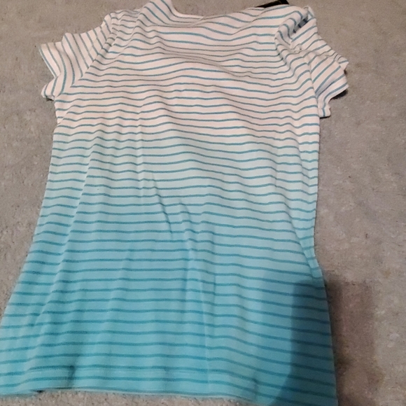 New!!! Top - Picture 2 of 2